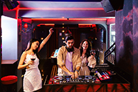 Entertainment & Hospitality